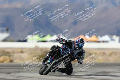 media/Dec-07-2025-CVMA (Sun) [[3e7d2de5dc]]/Race 7-Formula Lightweight Twins Shootout/